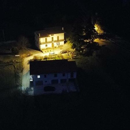 Bed&Breakfast La Ginestra Abbateggio Exterior photo