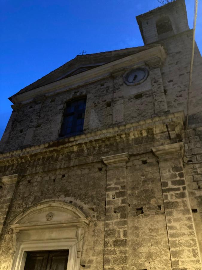 Bed&Breakfast La Ginestra Abbateggio Exterior photo